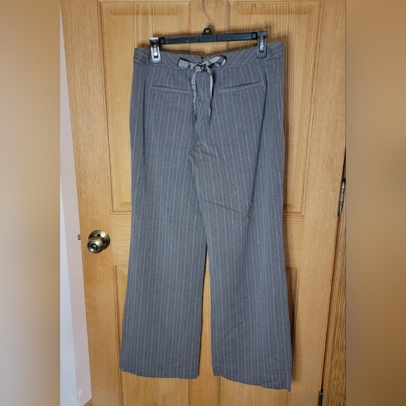 Anthropologie elevenses Grey Pin-Stripe Wide Leg Sailor Pants Size 8 - Picture 2 of 7
